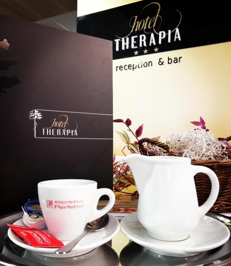 Hotel Therapia Pécs Esterno foto
